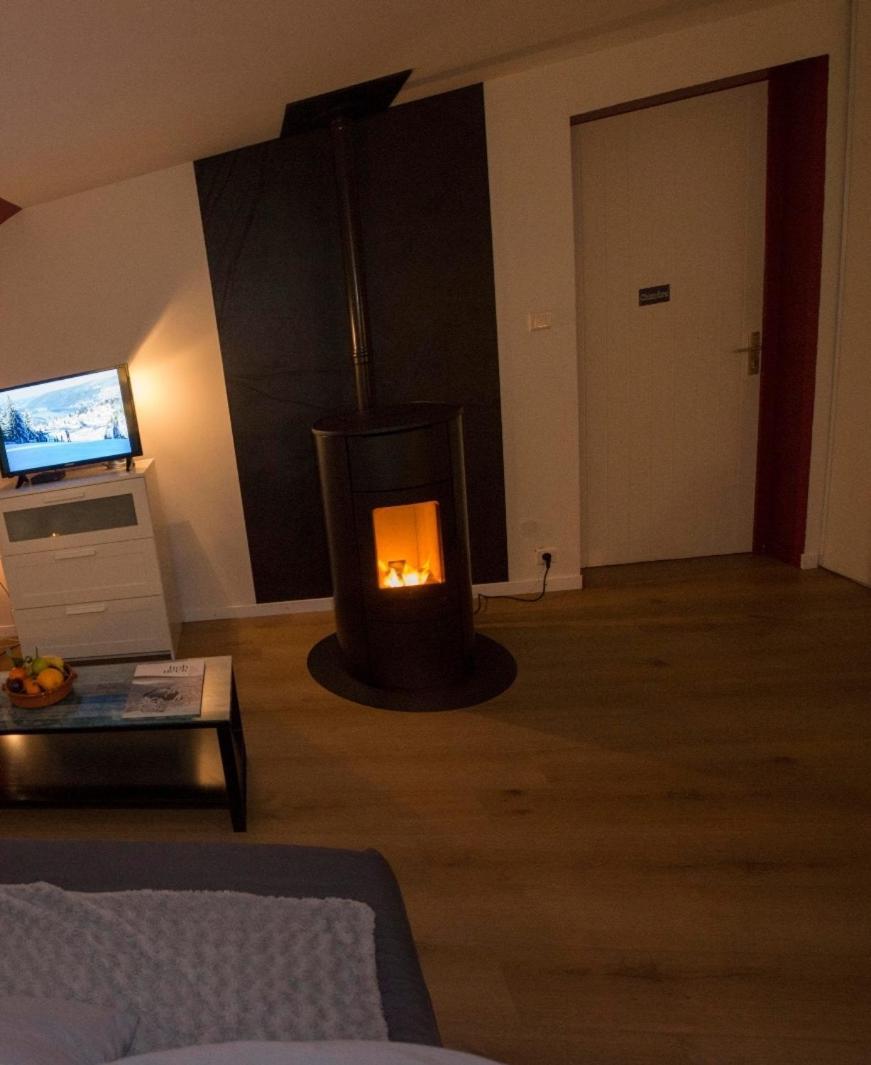 Le Cocon Du Village ジェラールメ エクステリア 写真